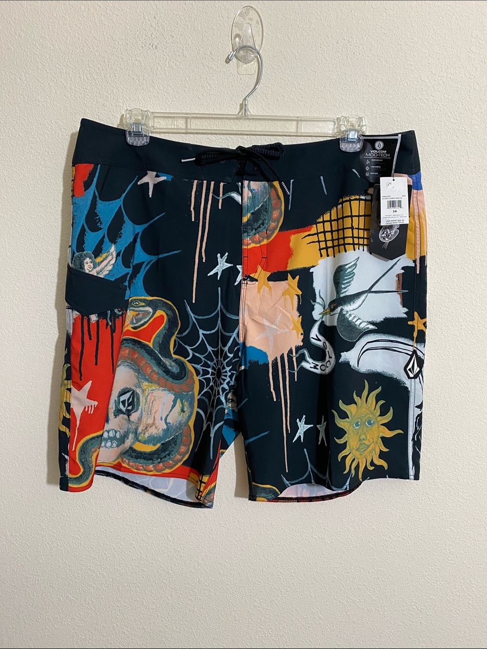VOLCOM FA Seth Conboy Mod-Tech Board Shorts Size 38